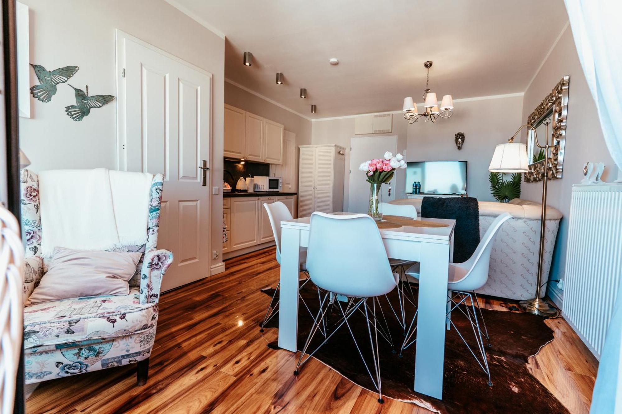 Apartament Martini Miedzyzdroje Ngoại thất bức ảnh